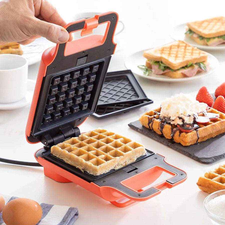 2-in-1 Waffel- und Sandwich-Maker mit Rezepten Wafflicher InnovaGoods - Image #1